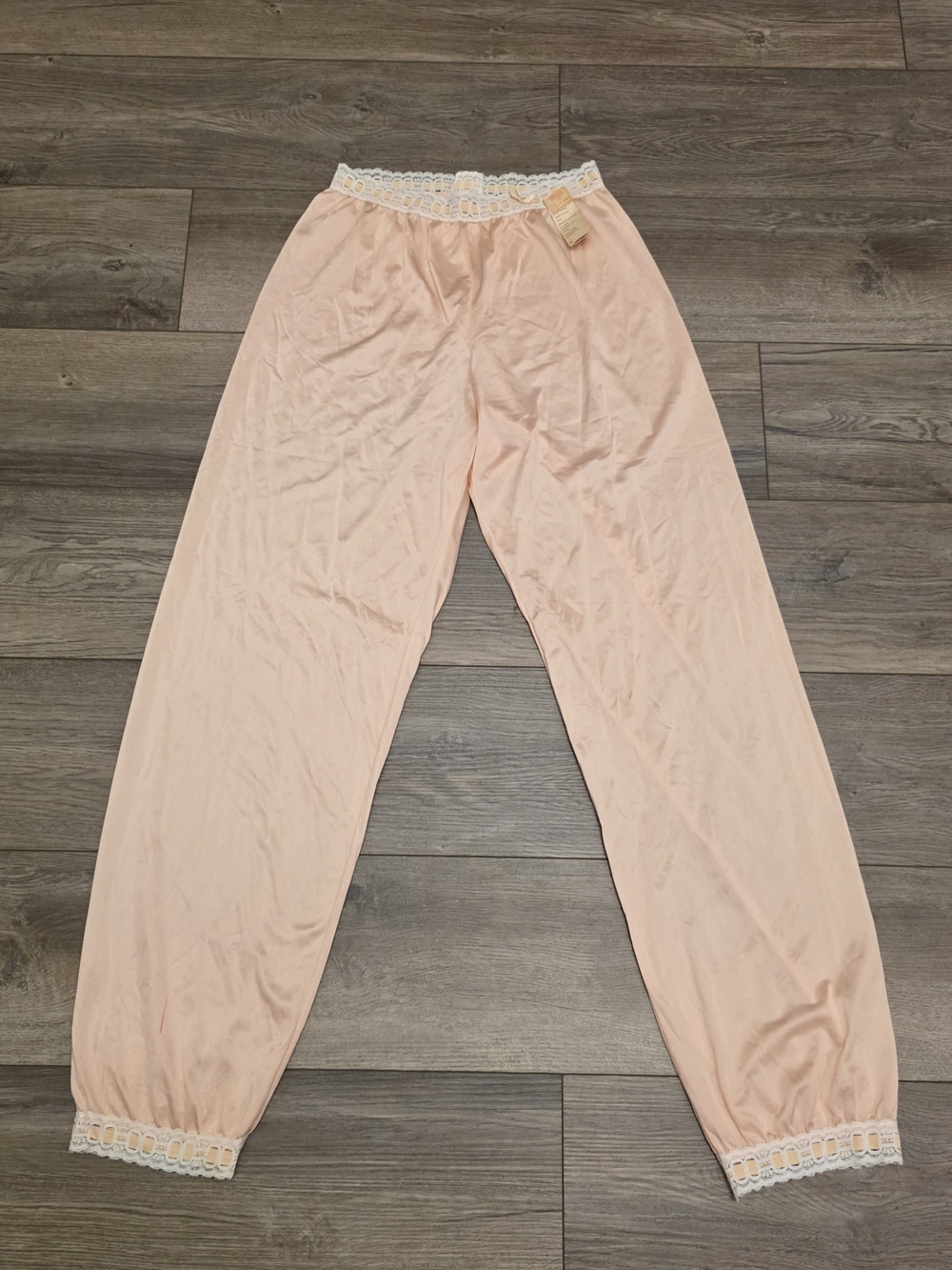 Vtg RARE NWT Olga Peach Pink Nylon Pajama Pants Lace Waist Ankle Size Large